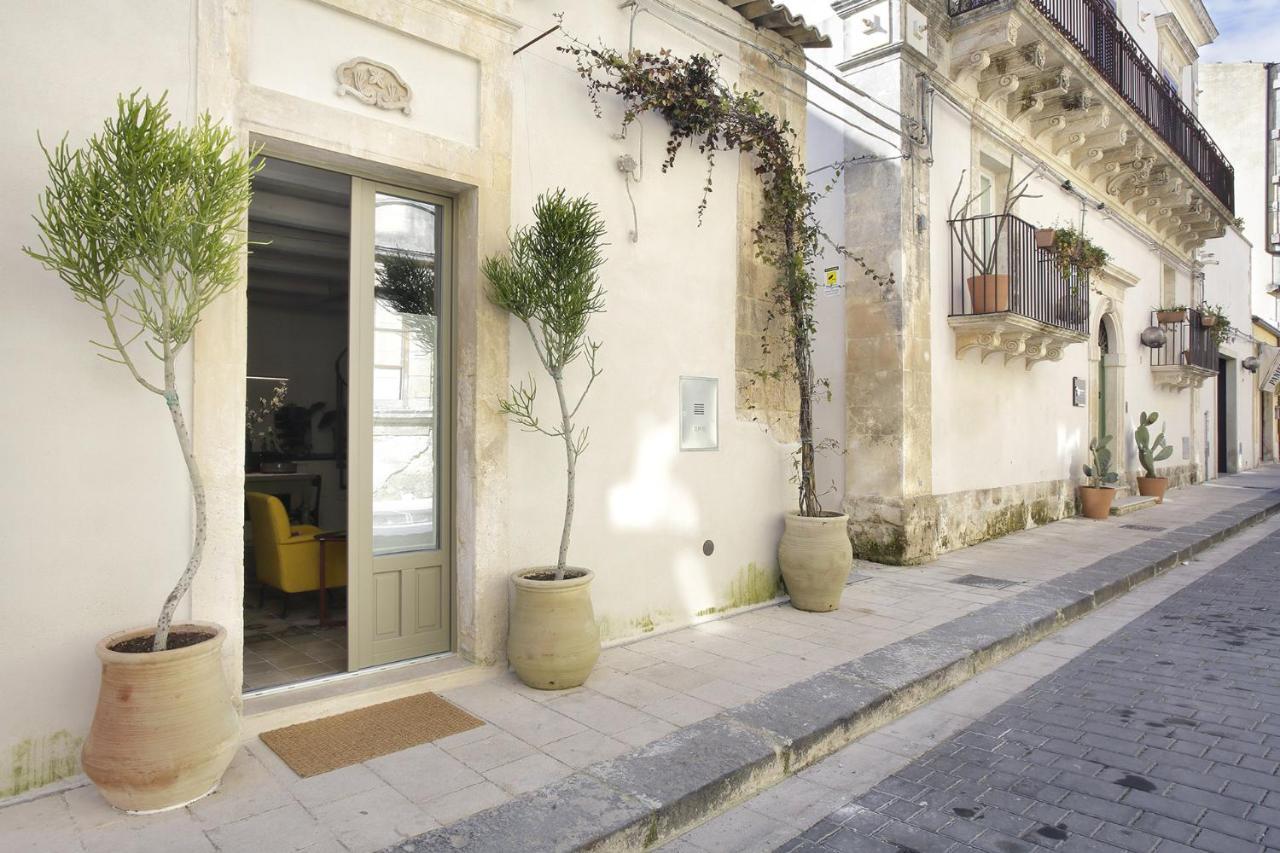 Nicotera Apartment Noto Exterior photo